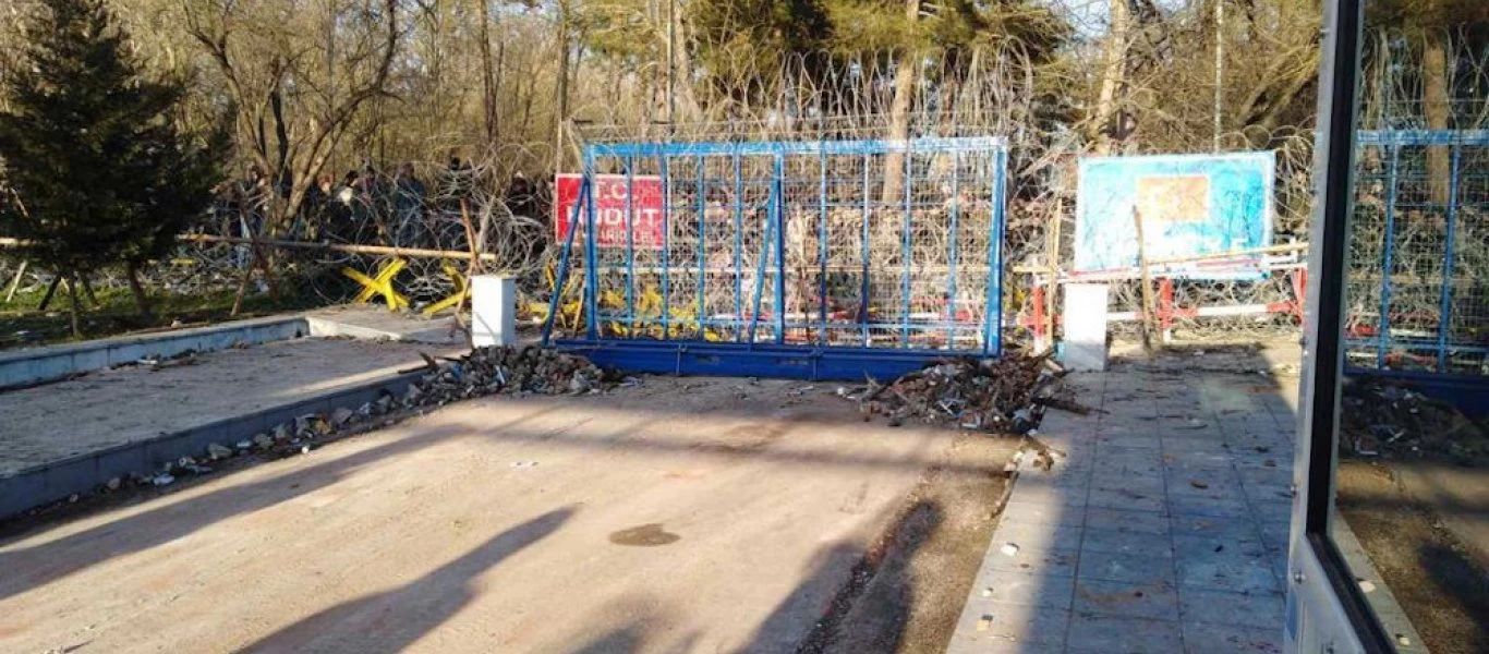 Δείτε τους φράχτες που στήνει η Ελλάδα για να αποτρέψει την είσοδο των αλλοδαπών (upd)
